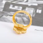 replica-van-cleef-arpels-vintage-alhambra-ring-yellow-gold9bf31c7ff062936a96d3c8bd1f8f2ff3