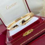 retro-style-panthere-de-cartier-bracelet-onyx-and-tsavorite-garnets-yellow-gold-rose-gold-white-gold-b6067217a1d0c6e83f027327d8461063f4ac58a6-595×595