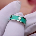 return-to-tiffany-narrow-silver-love-heart-ring-with-blue-enamel-price-singapore-for-lady-grp10371aab3238922bcc25a6f606eb525ffdc56-595×595