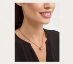 serpenti-viper-pendant-necklace-in-18k-rose-gold-set-with-demi-pave-diamonds1c383cd30b7c298ab50293adfecb7b18-595×464