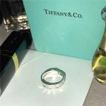 tiffany-atlas-band-with-three-crystals-individual-style-for-women-valentine-gift-dubai-price-grp07933d3d9446802a44259755d38e6d163e820-595×595