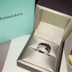 tiffany-atlas-band-with-three-crystals-individual-style-for-women-valentine-gift-dubai-price-grp07933d3d9446802a44259755d38e6d163e820-595×595