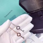 tiffany-atlas-pierced-key-inlaid-crystals-pendant-necklace-2018-latest-design-best-gift-women-sale-grp09023a5bfc9e07964f8dddeb95fc584cd965d-595×595