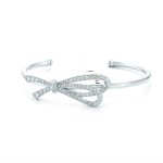 tiffany-bow-cuff-white-gold-plated-diamonds-elegant-bowknot-sterling-silver-bangle-grp09535-grp086536364d3f0f495b6ab9dcf8d3b5c6e0b01-595×595