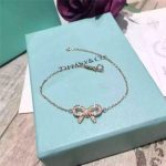 tiffany-bow-rose-gold-silver-bracelet-pendant-diamonds-friends-gifts-jewelry-grp03318c9f0f895fb98ab9159f51fd0297e236d-595×595