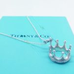 tiffany-crown-charm-chain-necklace-stylish-jewelry-sale-online-women-birthday-gift-chicago-grp023443416a75f4cea9109507cacd8e2f2aefc (1) (1)