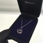 tiffany-crown-charm-chain-necklace-stylish-jewelry-sale-online-women-birthday-gift-chicago-grp023443416a75f4cea9109507cacd8e2f2aefc (1) (1)