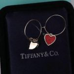 tiffany-drop-earrings-loving-heart-charm-red-leather-double-sided-wear-uk-sale-online-ladyc20ad4d76fe97759aa27a0c99bff6710-595×595