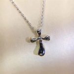 tiffany-elsa-peretti-cross-pendant-necklace-girl-fine-jewelry-usa-online-shopping-33279175a5771bce93e200c36f7cd9dfd0e5deaa-595×595