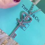 tiffany-keys-heart-shaped-key-paved-crystals-pendant-necklace-on-sale-women-birthday-giftc0c7c76d30bd3dcaefc96f40275bdc0a-595×595