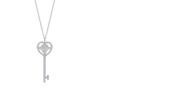 tiffany-keys-ornate-heart-key-pendant-necklace-sterling-silver-wholesale-womens-day182be0c5cdcd5072bb1864cdee4d3d6e-595×595