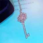 tiffany-keys-rose-key-pendant-necklace-diamonds-sterling-silver-girls-la-sale-grp076836f4922f45568161a8cdf4ad2299f6d23-595×595