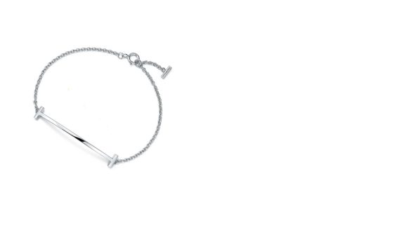 tiffany-t-sterling-silver-smile-bracelet-modern-best-friend-gifts-fashion-jewelry1c383cd30b7c298ab50293adfecb7b18-595×59