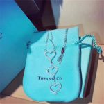 tiffany-three-interlocking-hearts-pendant-necklace-women-jewelry-for-sale-valentine-gift9bf31c7ff062936a96d3c8bd1f8f2ff3-595×595