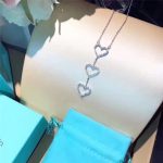 tiffany-three-interlocking-hearts-pendant-necklace-women-jewelry-for-sale-valentine-gift9bf31c7ff062936a96d3c8bd1f8f2ff3-595×595