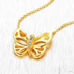 van-cleef-arpels-butterfly-hollowing-carving-pendant-yellow-gold-with-diamondc4ca4238a0b923820dcc509a6f75849b