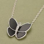 van-cleef-arpels-flying-butterfly-pendant-necklace-white-gold-with-black-onyx-diamondsc0c7c76d30bd3dcaefc96f40275bdc0a (1)