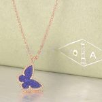 van-cleef-arpels-lucky-alhambra-butterfly-necklace-pink-gold-with-lapis-stone-mother-of-pearl1679091c5a880faf6fb5e6087eb1b2dc (1)