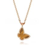 van-cleef-arpels-lucky-alhambra-butterfly-necklace-pink-gold-with-tigers-eye-mother-of-pearl70efdf2ec9b086079795c442636b55fb (1)