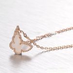 van-cleef-arpels-lucky-alhambra-butterfly-necklace-pink-gold-with-white-mother-of-pearl8f14e45fceea167a5a36dedd4bea2543 (1)