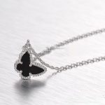 van-cleef-arpels-lucky-alhambra-butterfly-necklace-white-gold-with-black-onyx-mother-of-pearl6c8349cc7260ae62e3b1396831a8398f (1)