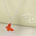 van-cleef-arpels-lucky-alhambra-butterfly-necklace-white-gold-with-carnelian-mother-of-pearla1d0c6e83f027327d8461063f4ac58a6 (1)