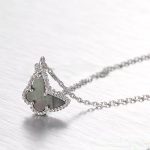 van-cleef-arpels-lucky-alhambra-butterfly-necklace-white-gold-with-gray-mother-of-pearl33e75ff09dd601bbe69f351039152189 (1)