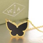 van-cleef-arpels-lucky-alhambra-butterfly-pendant-yellow-gold-with-black-onyx-mother-of-pearle4da3b7fbbce2345d7772b0674a318d5