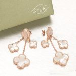 van-cleef-arpels-magic-alhambra-4-motifs-earrings-pink-gold-with-white-mother-of-pearl17e62166fc8586dfa4d1bc0e1742c08b (1)