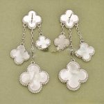 van-cleef-arpels-magic-alhambra-4-motifs-earrings-white-gold-with-white-mother-of-pearl6f4922f45568161a8cdf4ad2299f6d23