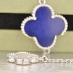 van-cleef-arpels-magic-alhambra-bracelet-5-motifs-white-gold-with-white-gray-lapis-mother-of-pearl8e296a067a37563370ded05f5a3bf3ec