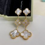 van-cleef-arpels-magic-alhambra-earrings-3-motifs-with-diamonds98f13708210194c475687be6106a3b84