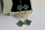 van-cleef-arpels-magic-alhambra-earrings-3-motifs-with-diamonds98f13708210194c475687be6106a3b84