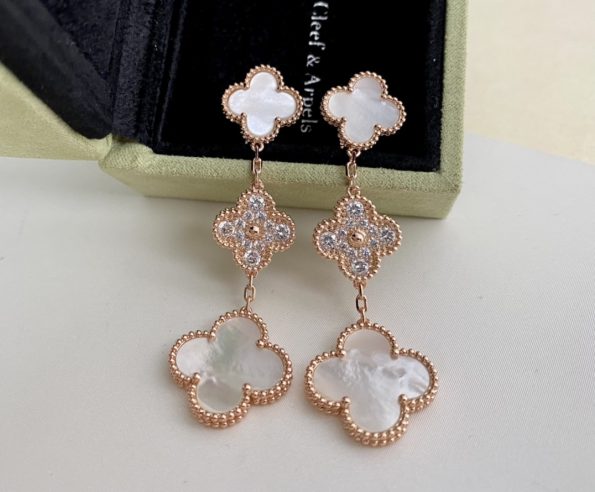 van-cleef-arpels-magic-alhambra-earrings-3-motifs-with-diamonds6f4922f45568161a8cdf4ad2299f6d23