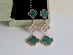 van-cleef-arpels-magic-alhambra-earrings-3-motifs-with-diamonds98f13708210194c475687be6106a3b84