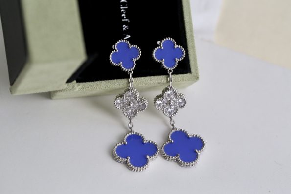 van-cleef-arpels-magic-alhambra-earrings-3-motifs-with-diamondseccbc87e4b5ce2fe28308fd9f2a7baf3