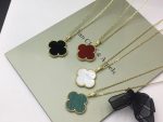 van-cleef-arpels-magic-alhambra-long-necklace-1-motif-24mm-pendant1f0e3dad99908345f7439f8ffabdffc4