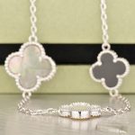 van-cleef-arpels-magic-alhambra-necklace-white-gold-16-motifs-with-black-agate-white-gray-mother-of-pearl37693cfc748049e45d87b8c7d8b9aacd (1)