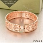 van-cleef-arpels-perlee-clover-braceletpink-goldmedium-modeld645920e395fedad7bbbed0eca3fe2e0