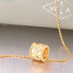 van-cleef-arpels-perlee-clover-pendant-necklace-yellow-gold-with-diamondsc4ca4238a0b923820dcc509a6f75849b