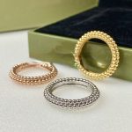 van-cleef-arpels-perlee-pearls-ring-3-rows-yellow-gold-rose-gold-white-gold6364d3f0f495b6ab9dcf8d3b5c6e0b01-595×595