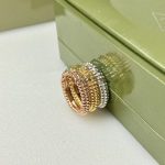 van-cleef-arpels-perlee-pearls-ring-3-rows-yellow-gold-rose-gold-white-gold6364d3f0f495b6ab9dcf8d3b5c6e0b01-595×595