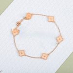 van-cleef-arpels-sweet-alhambra-bracelet-6-motifs-rose-goldc0c7c76d30bd3dcaefc96f40275bdc0a (1)