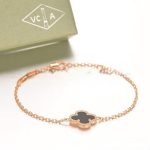 van-cleef-arpels-sweet-alhambra-bracelet-pink-gold-with-black-onyx-mother-of-pearl6ea9ab1baa0efb9e19094440c317e21b