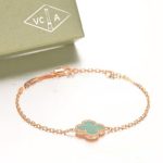 van-cleef-arpels-sweet-alhambra-bracelet-pink-gold-with-malachite-mother-of-pearl8e296a067a37563370ded05f5a3bf3ec