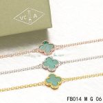 van-cleef-arpels-sweet-alhambra-bracelet-yellow-gold-with-malachite-mother-of-pearlf7177163c833dff4b38fc8d2872f1ec6 (1) (1)