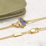 van-cleef-arpels-sweet-alhambra-butterfly-bracelet-yellow-gold-with-lapis-stone-mother-of-pearl98f13708210194c475687be6106a3b84