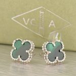 van-cleef-arpels-sweet-alhambra-earrings-white-gold-with-malachite-mother-of-pearl3c59dc048e8850243be8079a5c74d079