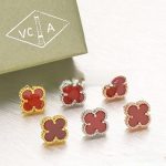 van-cleef-arpels-sweet-alhambra-earrings-yellow-gold-with-carnelian-mother-of-pearl9bf31c7ff062936a96d3c8bd1f8f2ff3