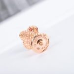 van-cleef-arpels-sweet-alhambra-earstuds-rose-gold6ea9ab1baa0efb9e19094440c317e21b